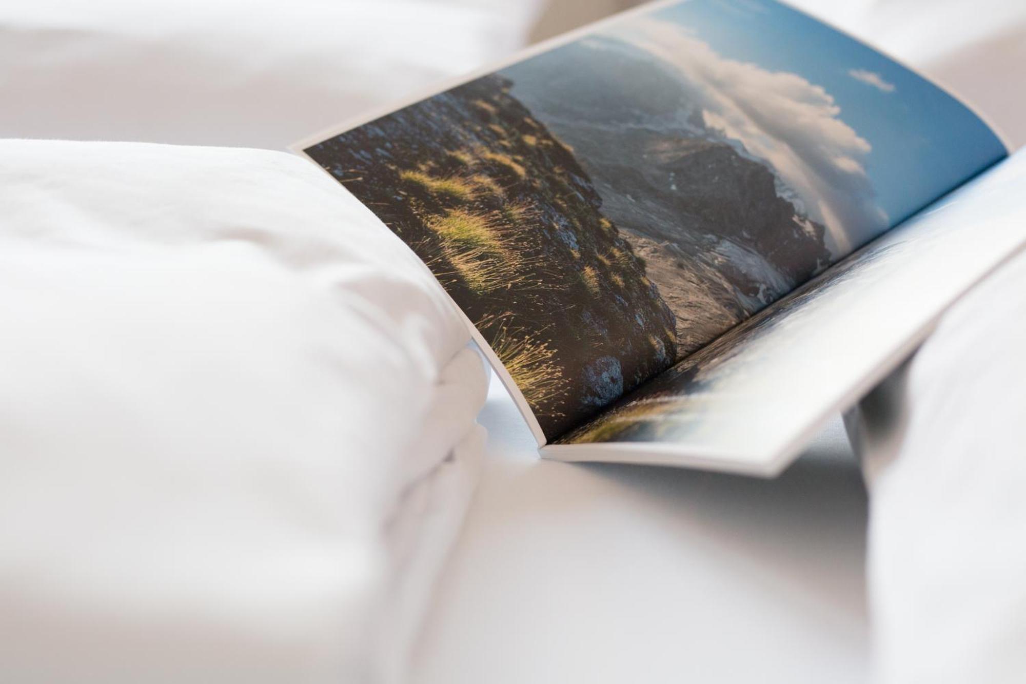 ティローロ Linghof Bed & Breakfast エクステリア 写真